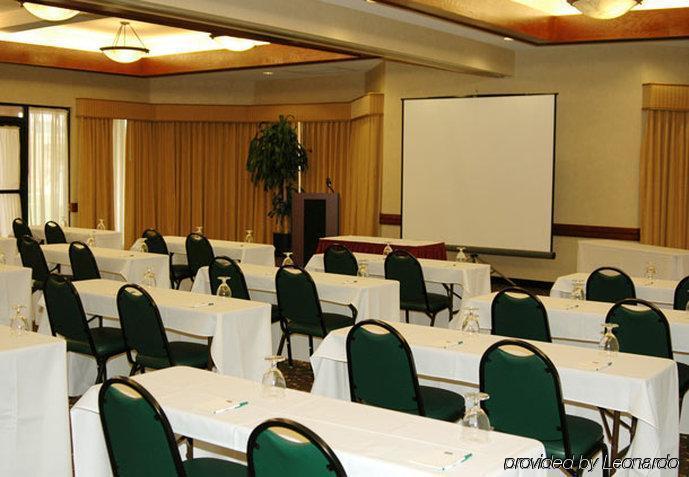 Courtyard By Marriott Bryan College Station Hotel Exterior photo